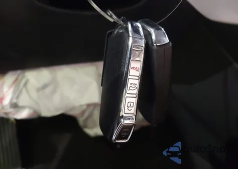 2021 Kia Telluride из США, поврежденный, VIN 5XYP548C5MG108314